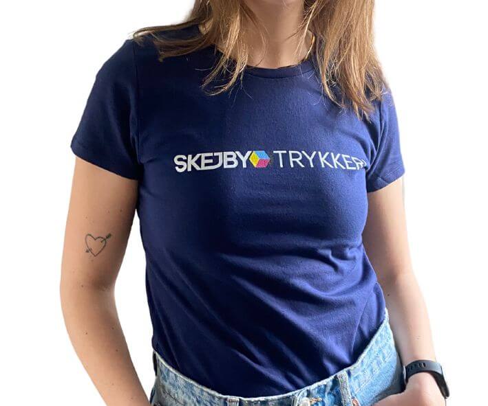 Unikke t-shirts med personligt print damer | » Skejby trykkeri